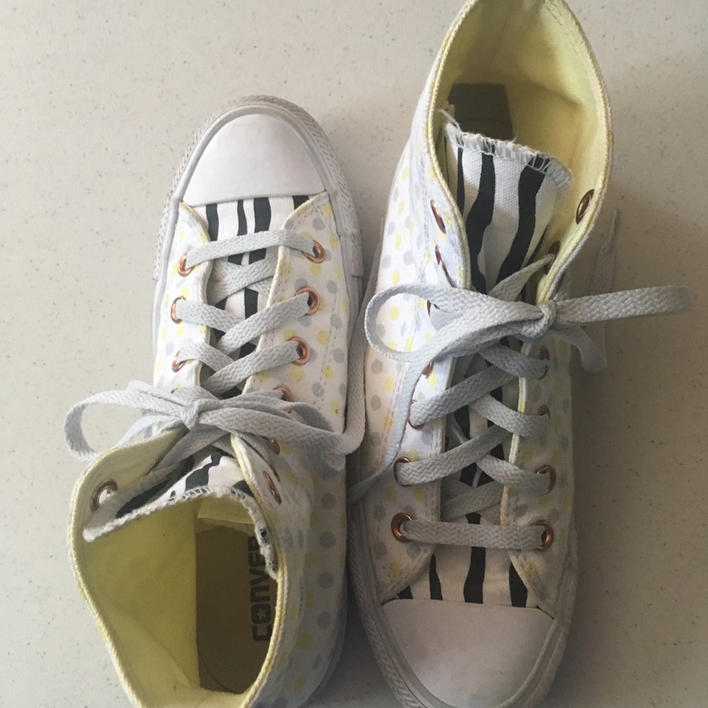 Converse High Tops - Picture 4 of 6